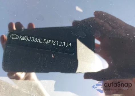 2021 Hyundai Tucson Ultimate z USA, uszkodzony, nr VIN KM8J33AL5MU312394